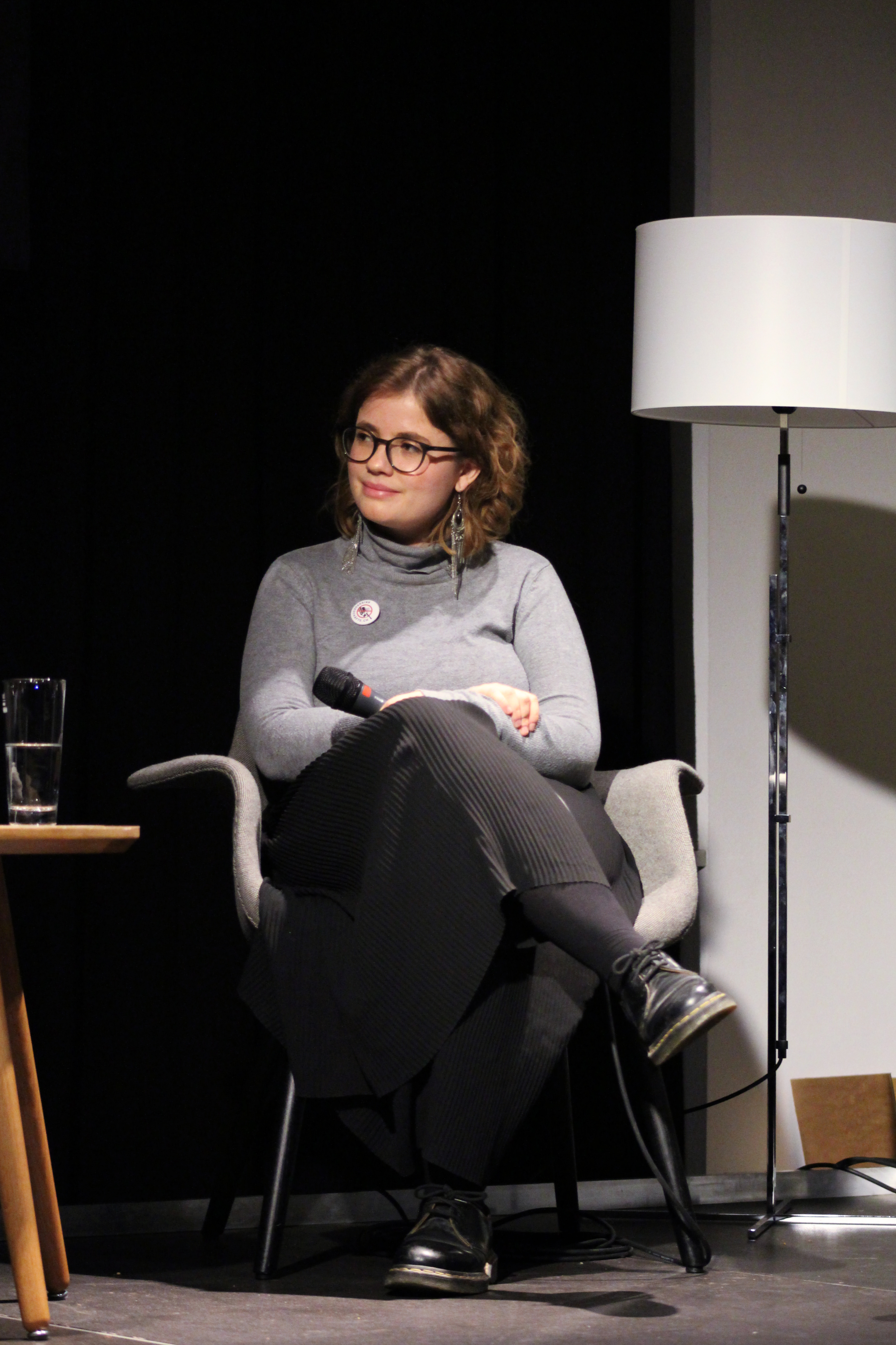 Ein ehrbares Ziel, aber auch die richtigen Mittel? – UND-Politpodium zur Kriegsgeschäfte-Initiative